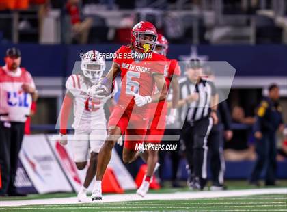 Thumbnail 1 in Duncanville @ North Shore (UIL 6A D1 Football Final) photogallery.