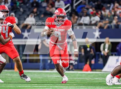 Thumbnail 2 in Duncanville @ North Shore (UIL 6A D1 Football Final) photogallery.