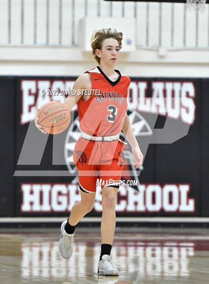 Thumbnail 2 in East Nicolaus vs. Redding Christian (Love of the Game) photogallery.