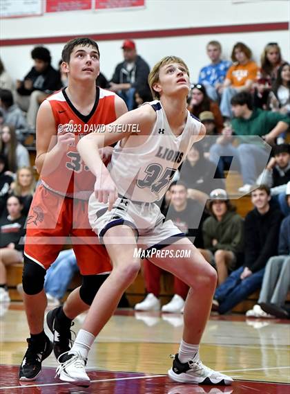Thumbnail 3 in East Nicolaus vs. Redding Christian (Love of the Game) photogallery.