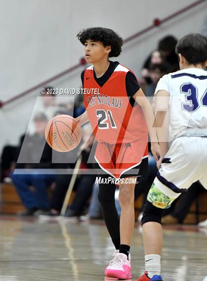 Thumbnail 3 in East Nicolaus vs. Redding Christian (Love of the Game) photogallery.