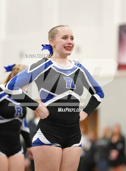 Thumbnail 3 in Rochester vs. Royal Oak (MHSAA Districts) photogallery.