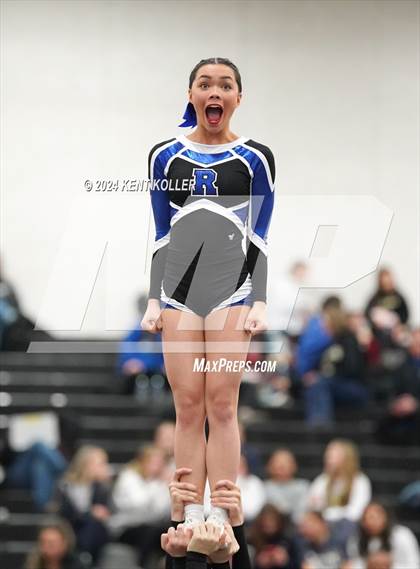 Thumbnail 2 in Rochester vs. Royal Oak (MHSAA Districts) photogallery.