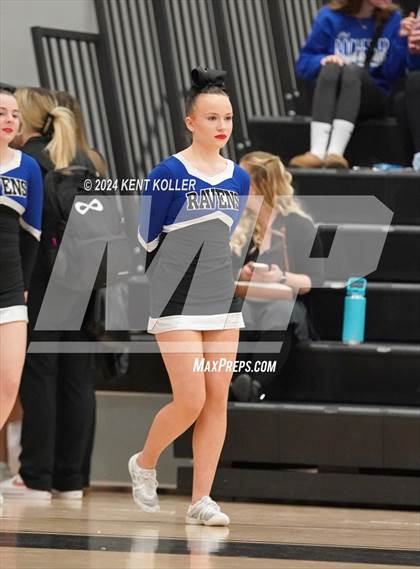 Thumbnail 1 in Rochester vs. Royal Oak (MHSAA Districts) photogallery.