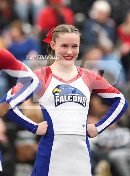 Thumbnail 1 in Rochester vs. Royal Oak (MHSAA Districts) photogallery.