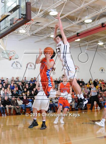 Thumbnail 1 in Goreville vs Christopher (Sesser-Valier Holiday Tournament) photogallery.