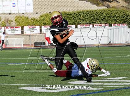 Thumbnail 2 in Oaks Christian vs. Alemany photogallery.