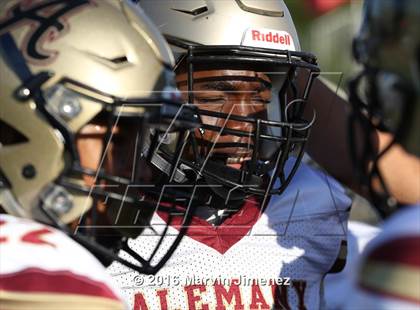 Thumbnail 2 in Oaks Christian vs. Alemany photogallery.