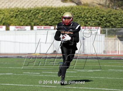 Thumbnail 3 in Oaks Christian vs. Alemany photogallery.