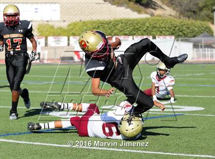 Thumbnail 1 in Oaks Christian vs. Alemany photogallery.