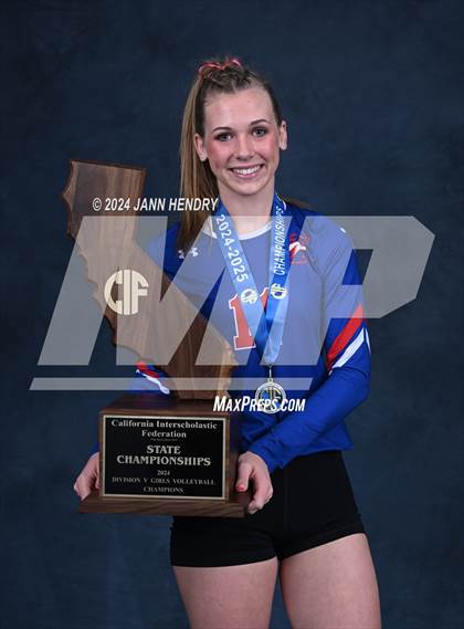 Thumbnail 1 in Immanuel vs Bell Gardens (CIF Division 5 Final Awards) photogallery.