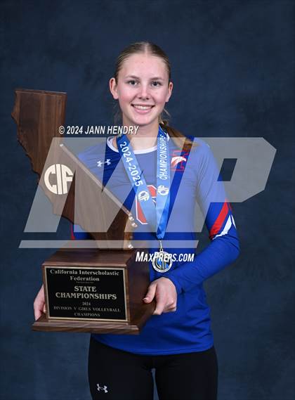 Thumbnail 2 in Immanuel vs Bell Gardens (CIF Division 5 Final Awards) photogallery.