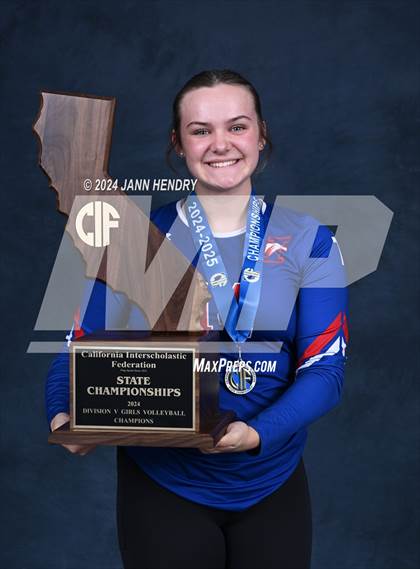 Thumbnail 2 in Immanuel vs Bell Gardens (CIF Division 5 Final Awards) photogallery.