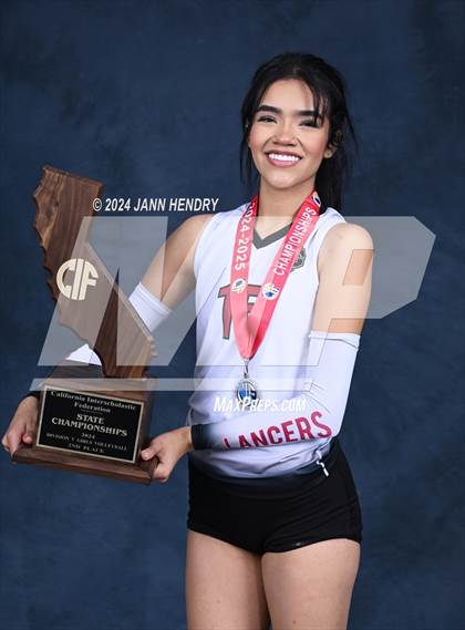 Thumbnail 2 in Immanuel vs Bell Gardens (CIF Division 5 Final Awards) photogallery.