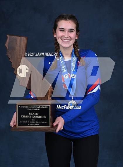 Thumbnail 3 in Immanuel vs Bell Gardens (CIF Division 5 Final Awards) photogallery.