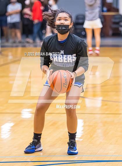 Thumbnail 2 in Iolani vs Maui (HHSAA D1 Quarterfinal Playoff) photogallery.