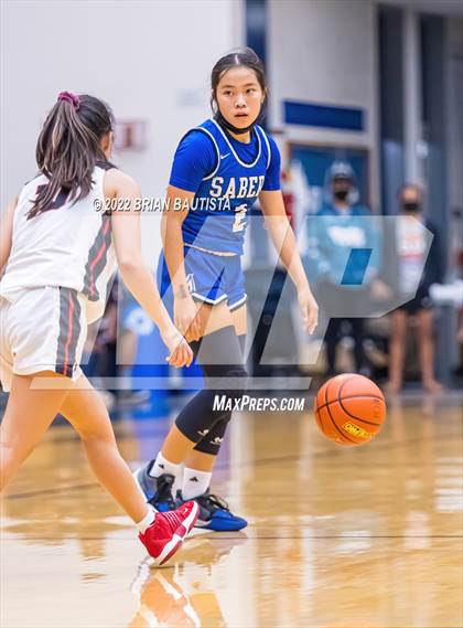 Thumbnail 1 in Iolani vs Maui (HHSAA D1 Quarterfinal Playoff) photogallery.