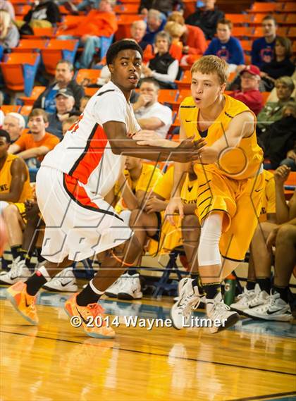 Thumbnail 1 in Hopkinsville vs Lausanne (Marshall County Hoopfest) photogallery.