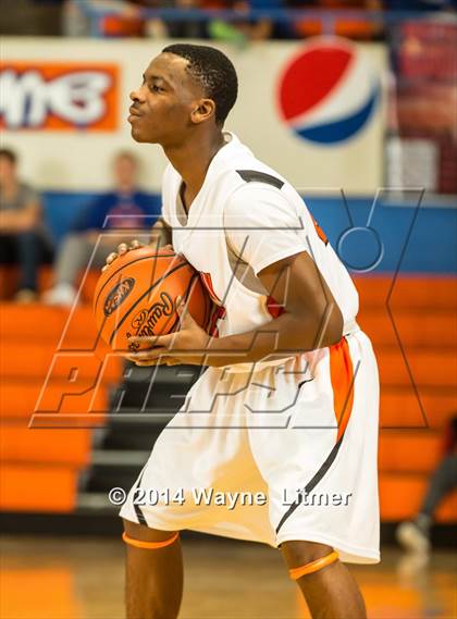 Thumbnail 1 in Hopkinsville vs Lausanne (Marshall County Hoopfest) photogallery.