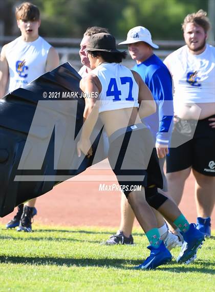 Thumbnail 3 in Lineman Drills (Cactus Duel Out West 7-on-7 Tournament) photogallery.