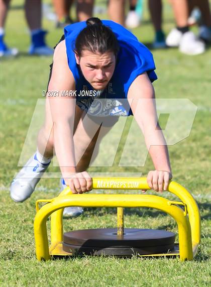 Thumbnail 3 in Lineman Drills (Cactus Duel Out West 7-on-7 Tournament) photogallery.