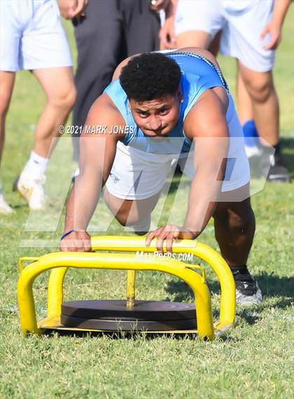 Thumbnail 1 in Lineman Drills (Cactus Duel Out West 7-on-7 Tournament) photogallery.