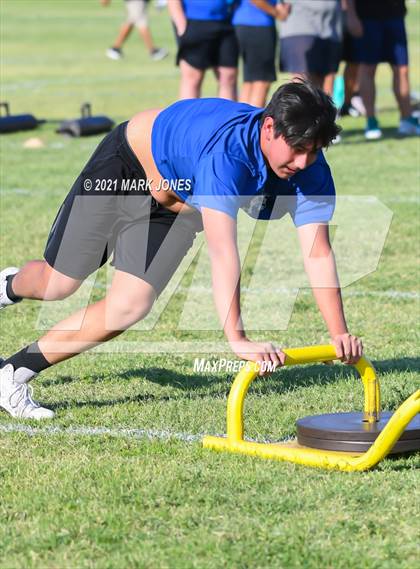 Thumbnail 1 in Lineman Drills (Cactus Duel Out West 7-on-7 Tournament) photogallery.
