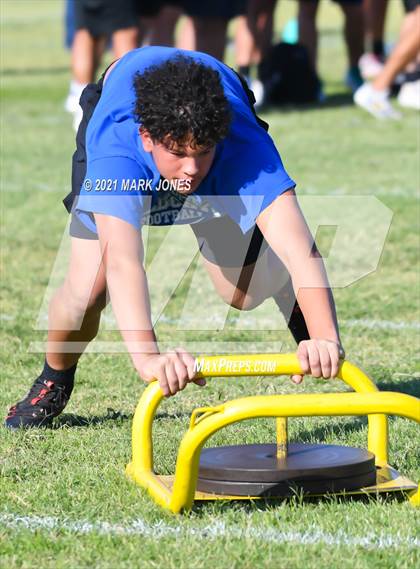 Thumbnail 3 in Lineman Drills (Cactus Duel Out West 7-on-7 Tournament) photogallery.