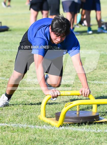 Thumbnail 3 in Lineman Drills (Cactus Duel Out West 7-on-7 Tournament) photogallery.