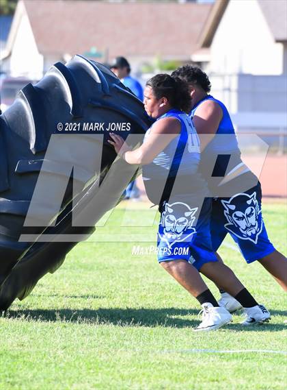 Thumbnail 2 in Lineman Drills (Cactus Duel Out West 7-on-7 Tournament) photogallery.