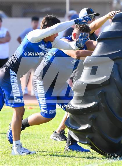 Thumbnail 2 in Lineman Drills (Cactus Duel Out West 7-on-7 Tournament) photogallery.