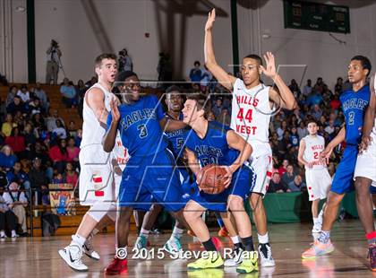 Thumbnail 2 in Copiague vs Half Hollow Hills West (Section 11 Class AA Semifinal) photogallery.
