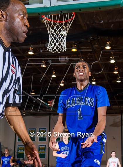 Thumbnail 2 in Copiague vs Half Hollow Hills West (Section 11 Class AA Semifinal) photogallery.