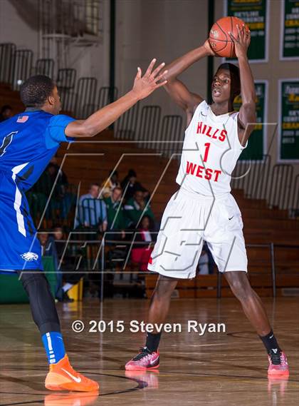 Thumbnail 2 in Copiague vs Half Hollow Hills West (Section 11 Class AA Semifinal) photogallery.