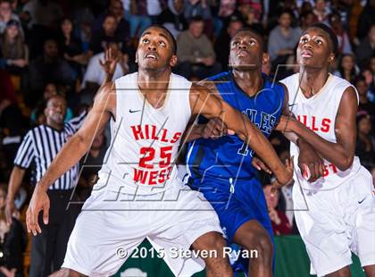 Thumbnail 2 in Copiague vs Half Hollow Hills West (Section 11 Class AA Semifinal) photogallery.