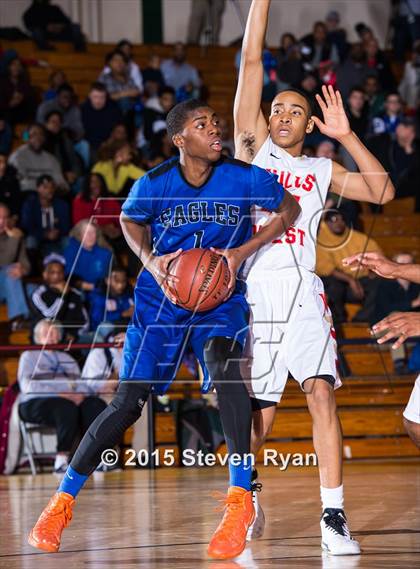 Thumbnail 3 in Copiague vs Half Hollow Hills West (Section 11 Class AA Semifinal) photogallery.