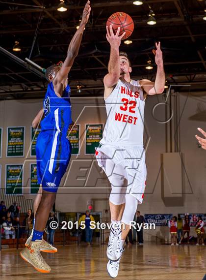 Thumbnail 3 in Copiague vs Half Hollow Hills West (Section 11 Class AA Semifinal) photogallery.