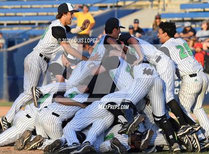 Thumbnail 1 in Thousand Oaks vs. Trabuco Hills (CIF SS DIV 2 Championship) photogallery.
