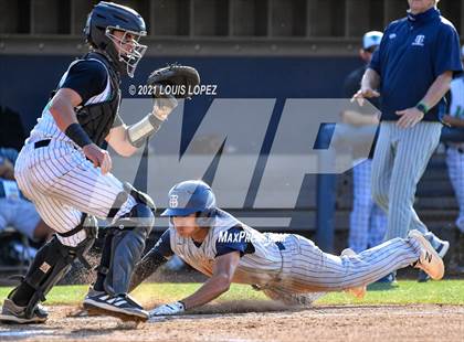 Thumbnail 3 in Thousand Oaks vs. Trabuco Hills (CIF SS DIV 2 Championship) photogallery.