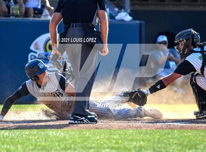 Thumbnail 3 in Thousand Oaks vs. Trabuco Hills (CIF SS DIV 2 Championship) photogallery.