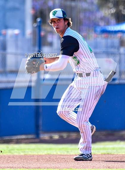 Thumbnail 2 in Thousand Oaks vs. Trabuco Hills (CIF SS DIV 2 Championship) photogallery.