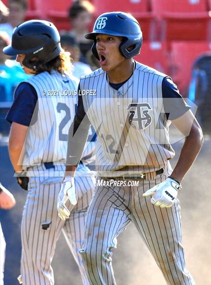 Thumbnail 2 in Thousand Oaks vs. Trabuco Hills (CIF SS DIV 2 Championship) photogallery.