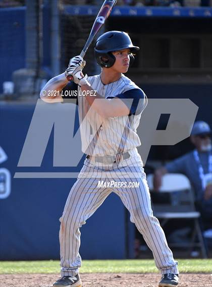 Thumbnail 2 in Thousand Oaks vs. Trabuco Hills (CIF SS DIV 2 Championship) photogallery.