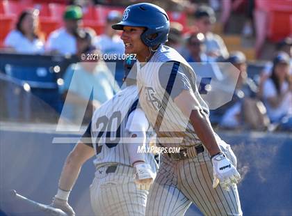 Thumbnail 3 in Thousand Oaks vs. Trabuco Hills (CIF SS DIV 2 Championship) photogallery.