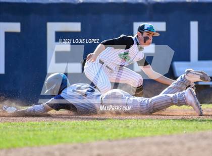 Thumbnail 2 in Thousand Oaks vs. Trabuco Hills (CIF SS DIV 2 Championship) photogallery.
