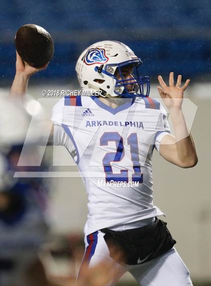 Thumbnail 3 in Arkadelphia vs. Robinson (AAA 4A Final) photogallery.