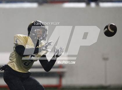 Thumbnail 3 in Arkadelphia vs. Robinson (AAA 4A Final) photogallery.