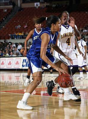 Thumbnail 3 in Dickinson vs. Lincoln (UIL 4A Final) photogallery.