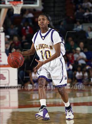 Thumbnail 1 in Dickinson vs. Lincoln (UIL 4A Final) photogallery.