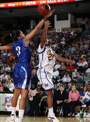 Thumbnail 1 in Dickinson vs. Lincoln (UIL 4A Final) photogallery.